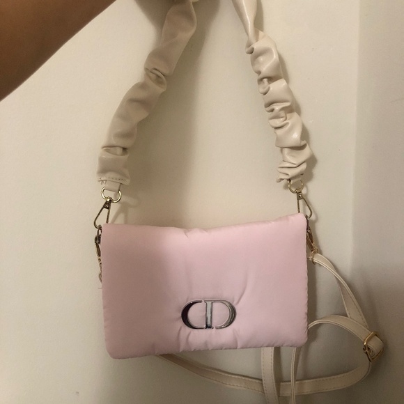 Dior Beauty Pink clutch Limited Edition - Picture 3 of 13